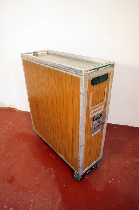 carro servicio avion metal puertas invertidas bandeja max.2_5x27_5 102x84x30_5 (38eu.) 6u